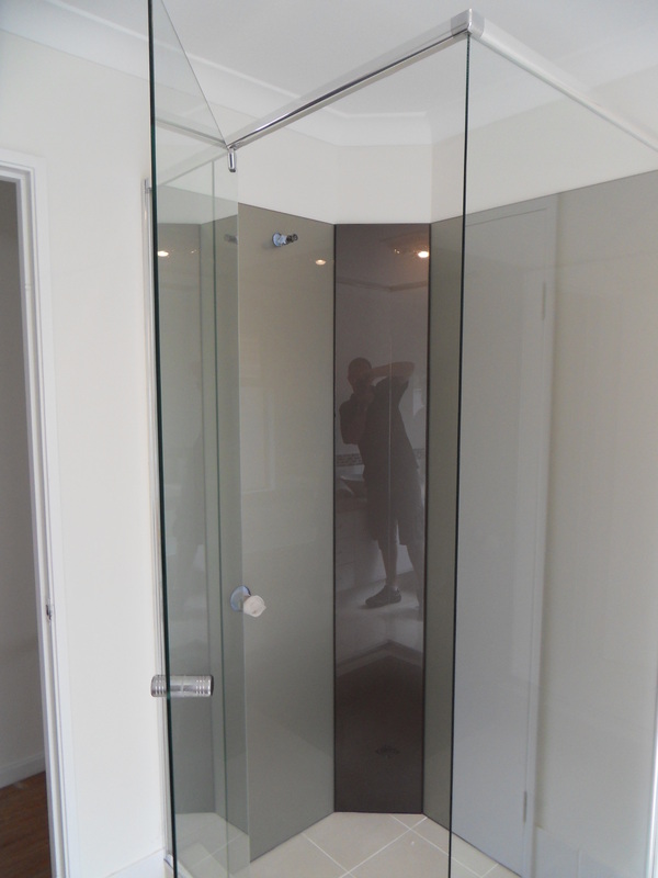 Custom made shower screens for your Perth bathroom