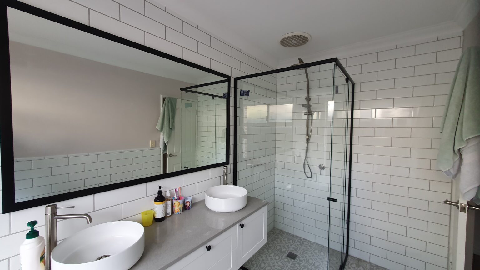Custom made shower screens for your Perth bathroom